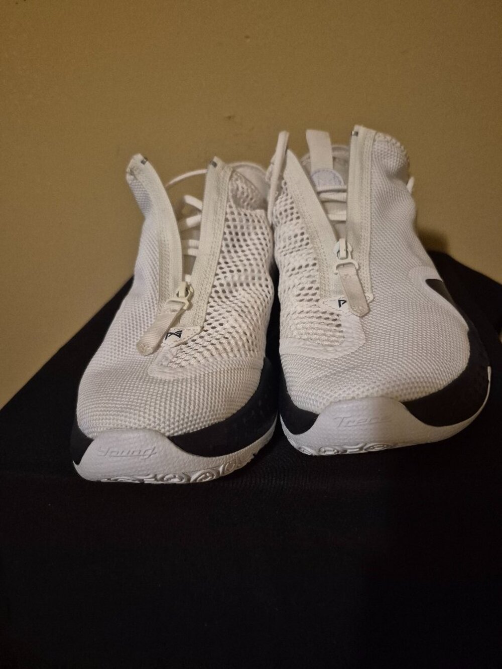 NIKE PG 4 TB WHITE COLLEGE NAVY BASKETBALL SHOE SIZE 10